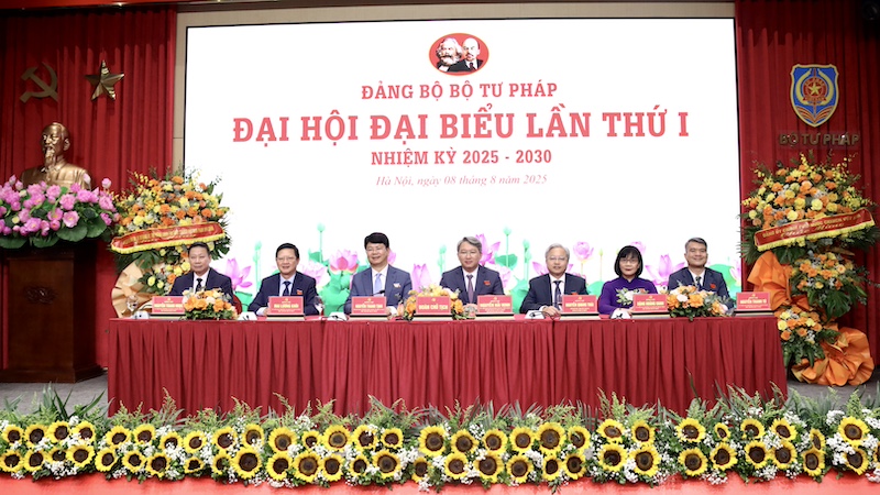  Ảnh Đại hội đại biểu Đảng bộ 8Jun88 giải trí miễn phí lần thứ I, nhiệm kỳ 2025 - 2030 họp phiên trù bị