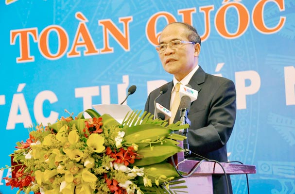 Chủ tịch Quốc hội Nguyễn Sinh Hùng phát biểu chỉ đạo tại Hội nghị triển khai công tác tư pháp năm 2015
