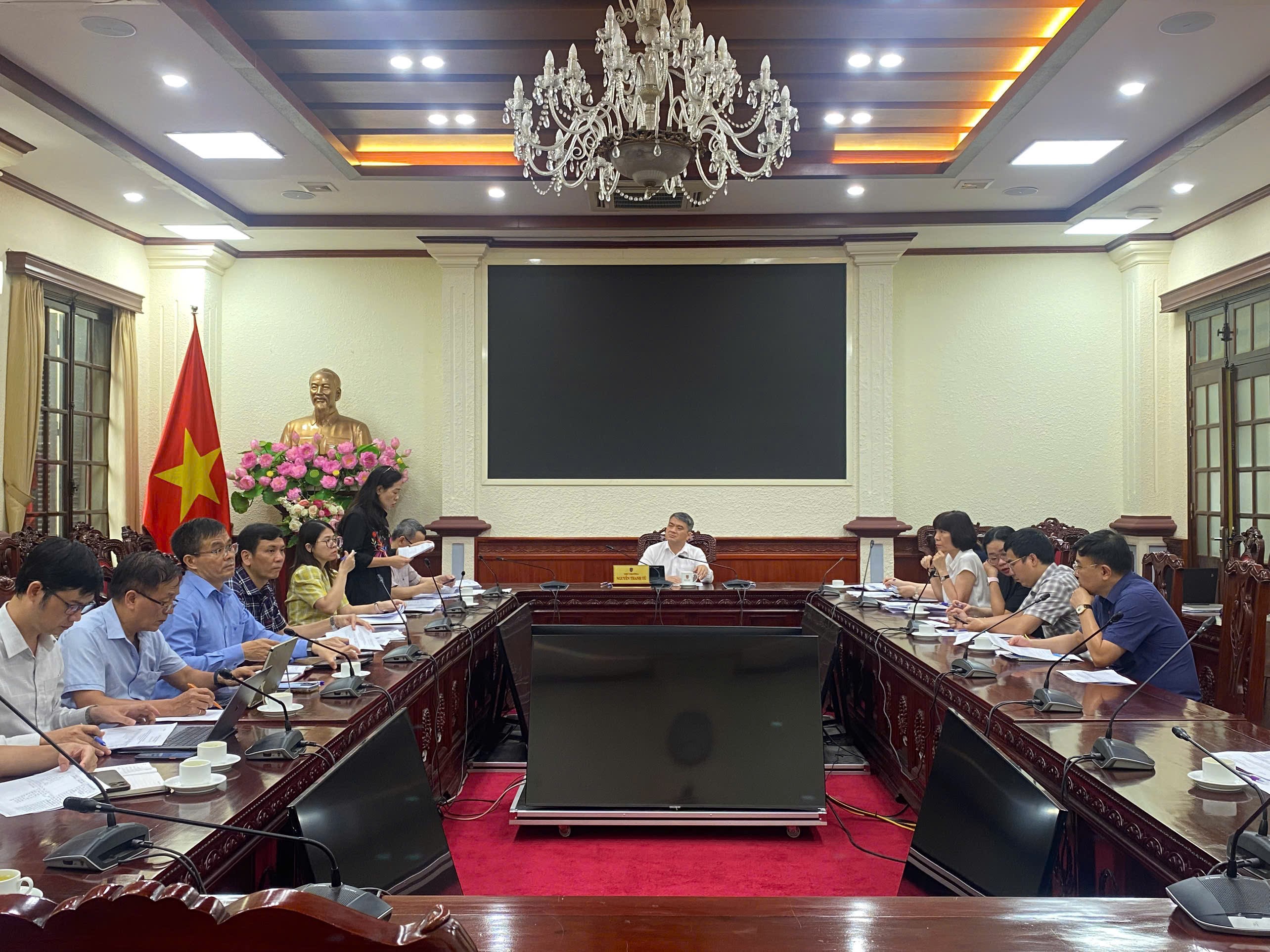 Ảnh đại diện Thứ trưởng Nguyễn Thanh Tú chỉ đạo khẩn trương triển khai họp trao đổi cho ý kiến kết quả rà soát và chuẩn bị tổ chức Hội thảo lấy ý kiến về kết quả rà soát