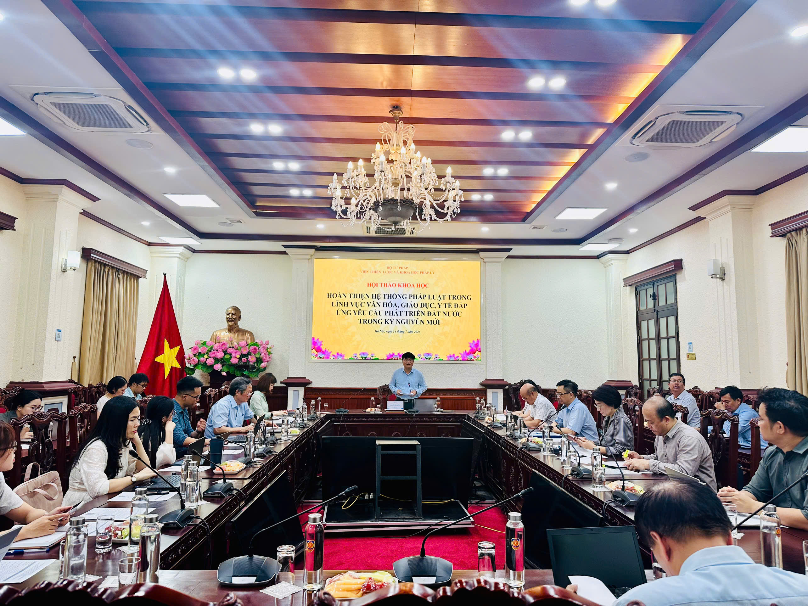 Hội thảo khoa học “Hoàn thiện hệ thống Jun88 Sảnh Bài Live Trực Tuyến trong lĩnh vực văn hóa, Jun88 game bài đổi thưởng, y tế đáp ứng yêu cầu phát triển đất nước trong kỷ nguyên mới”
