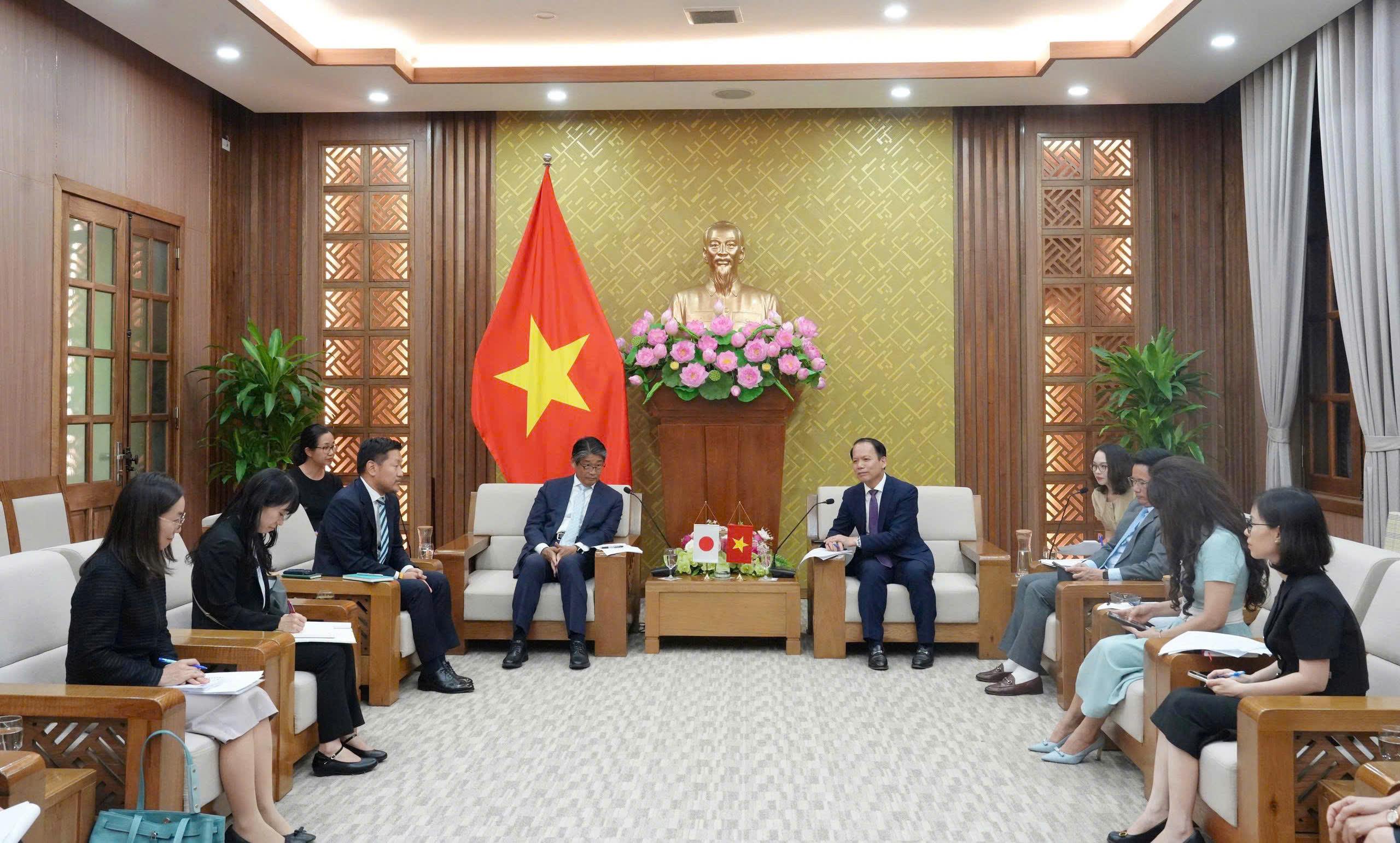 Ảnh Quang cảnh buổi tiếp.