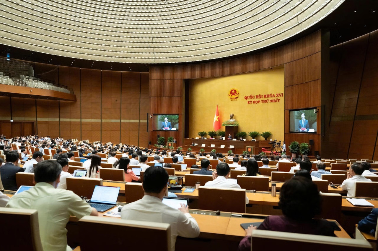 Ảnh đại diện bài viết: quang cảnh phiên họp.
