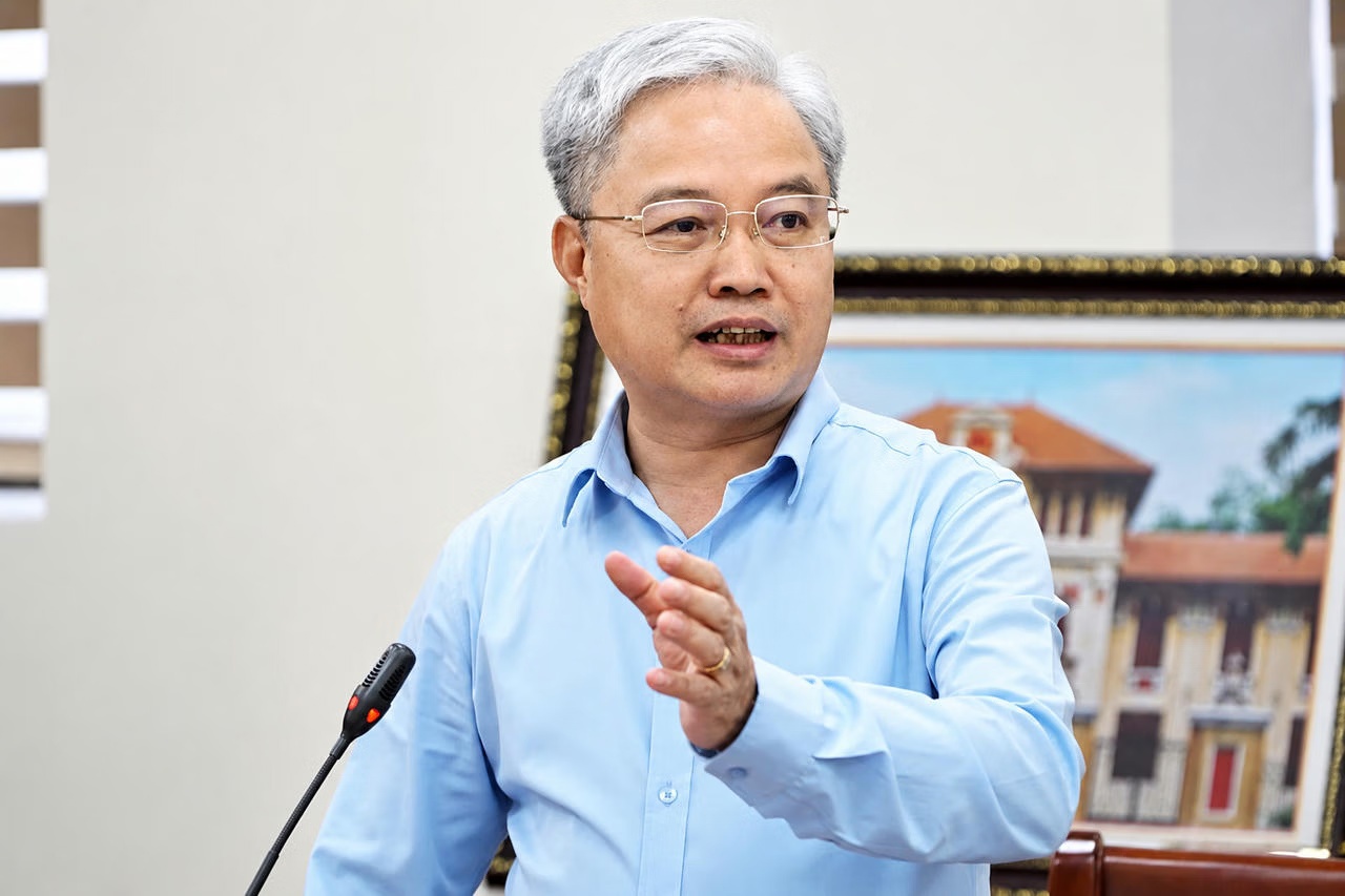 Ảnh đại diện bài viết: ông nguyễn quang thái - phó bí thư chuyên trách đảng ủy 8Jun88 giải trí miễn phí, nguyên tổng cục trưởng tổng cục thads.
