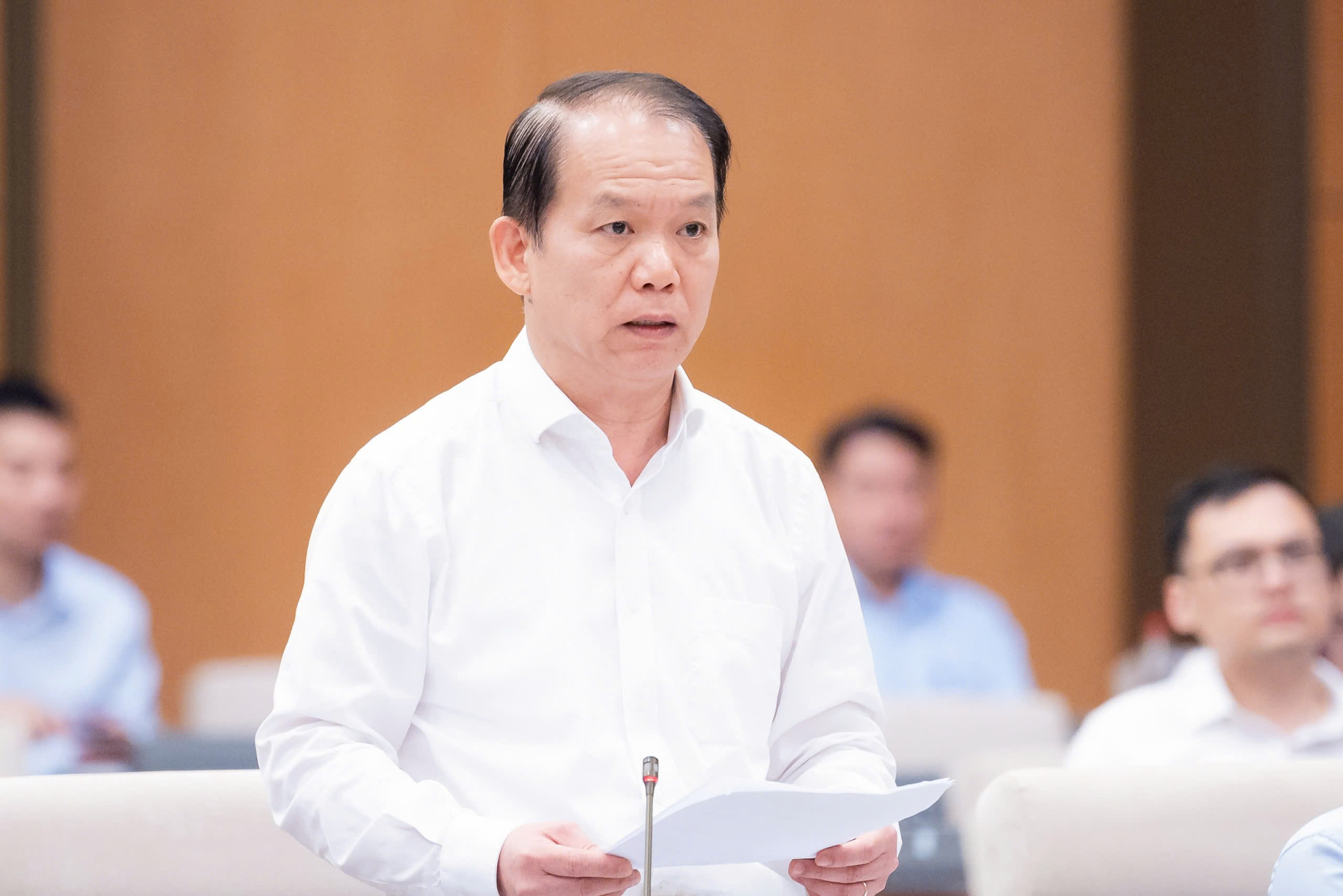 Bộ trưởng Hoàng Thanh Tùng.jpg