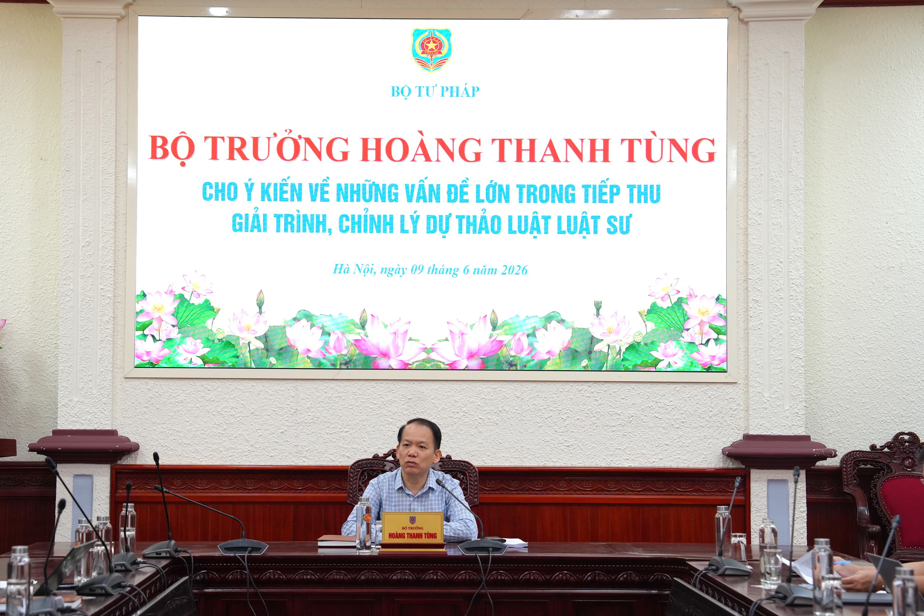 Ảnh đại diện bài viết: bộ trưởng 8Jun88 giải trí miễn phí hoàng thanh tùng chủ trì cuộc họp. (ảnh trong bài: pv)