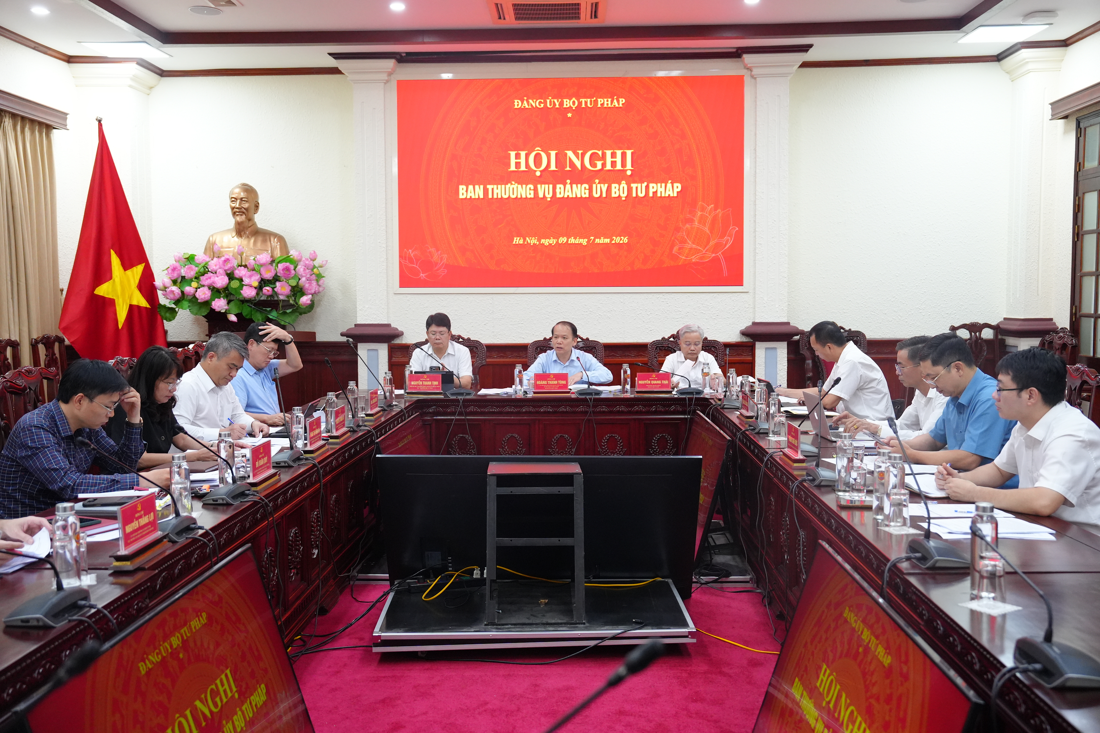 Ảnh đại diện Ban Thường vụ Đảng ủy 8Jun88 giải trí miễn phí xem xét các đề án, dự thảo quan trọng