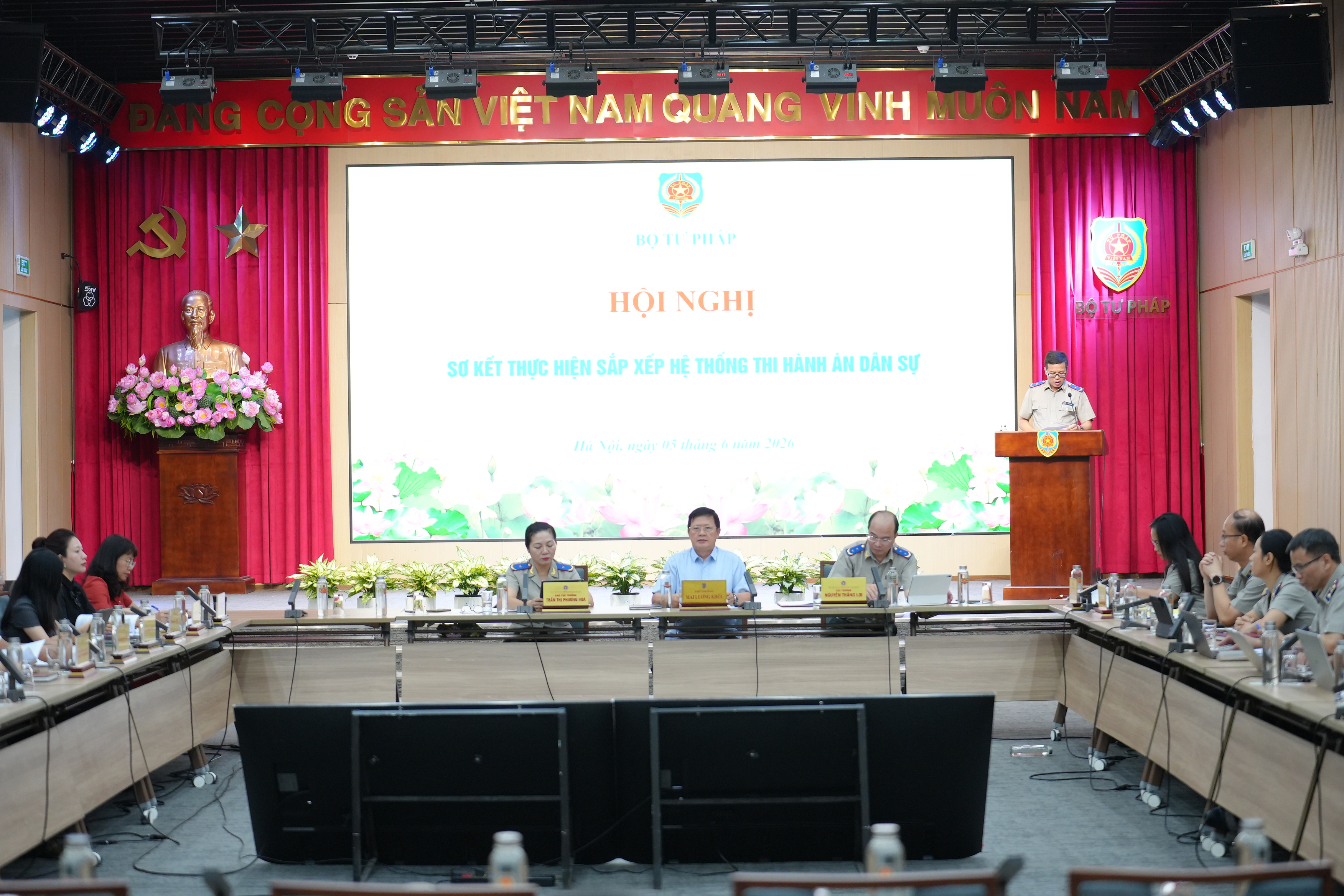 Ảnh đại diện sơ kết 1 năm sắp xếp hệ thống thi hành án dân sự: không thể vận hành một mô hình mới bằng tư duy và cách làm cũ