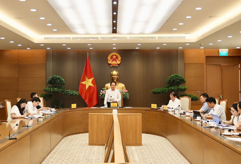 Kh&ocirc;ng v&igrave; sức &eacute;p tiến độ m&agrave; hạ thấp y&ecirc;u cầu về chất lượng ch&iacute;nh s&aacute;ch- Ảnh 3.