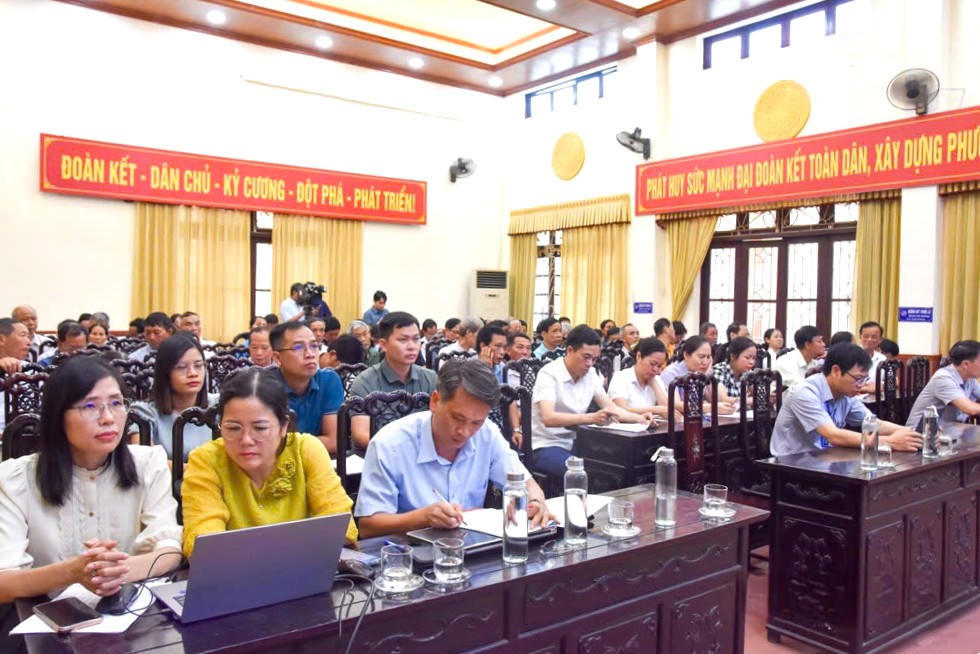 C&aacute;c đại biểu dự hội nghị