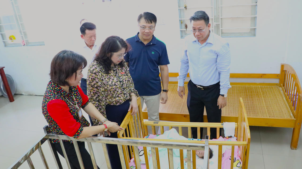 Đo&agrave;n c&ocirc;ng t&aacute;c Jun8808 Nạp Rút Siêu Tốc l&agrave;m việc tại T&acirc;y Ninh