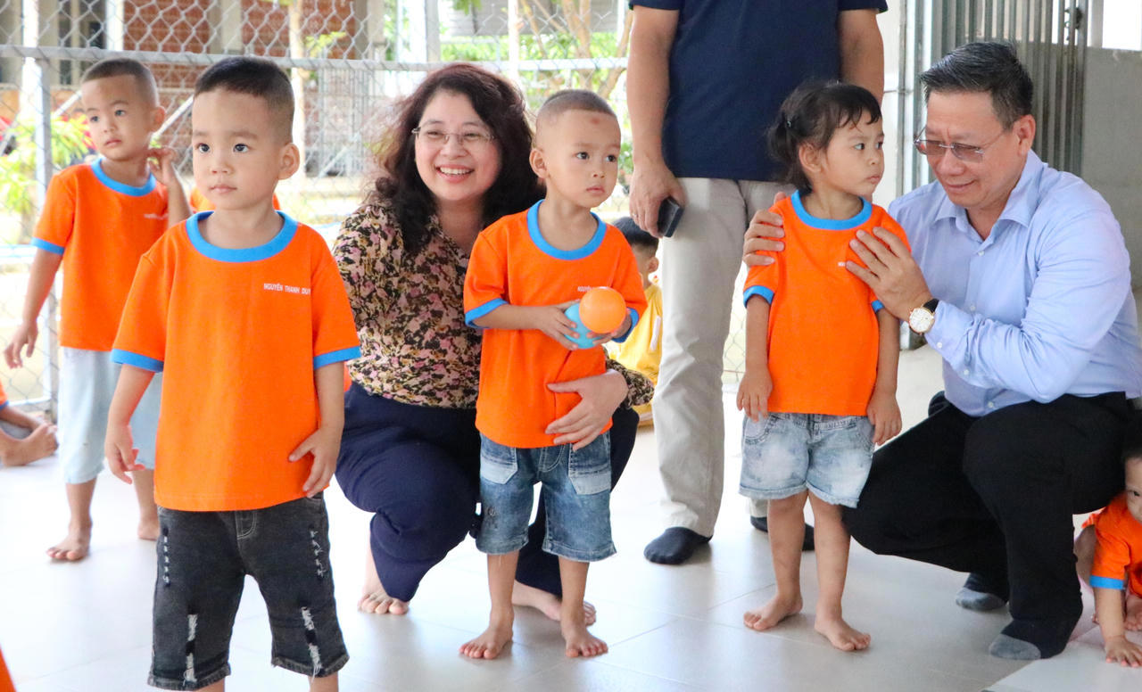 Đo&agrave;n c&ocirc;ng t&aacute;c Jun8808 Nạp Rút Siêu Tốc l&agrave;m việc tại T&acirc;y Ninh
