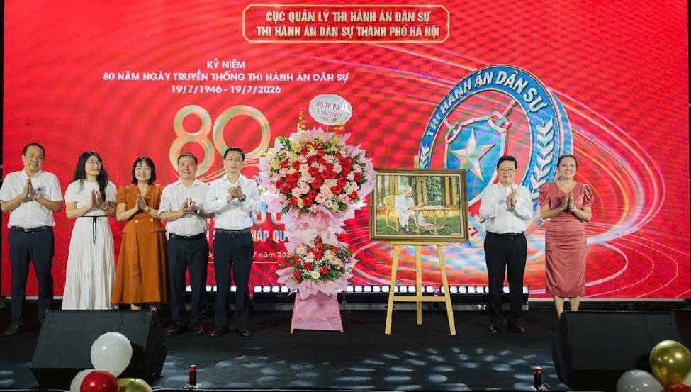 Ảnh đại diện Thi hành án dân sự Hà Nội tổ chức chuỗi hoạt động kỷ niệm 80 năm Ngày truyền thống