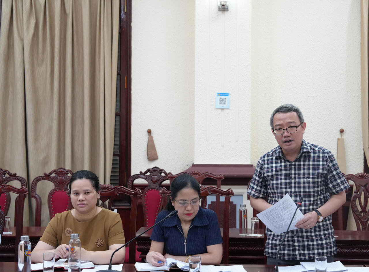 Cục trưởng Hồ Quang Huy cáo cáo thêm về công tác chuẩn bị hội thảo.