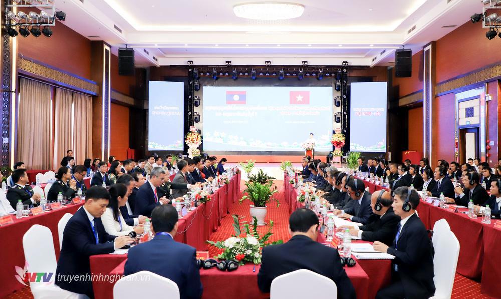 Ảnh đại diện bài viết: quang cảnh hội nghị tư pháp các tỉnh có chung đường biên giới việt nam - lào mở rộng lần thứ 5 tổ chức tại nghệ an năm 2022. (ảnh minh họa: nghean.dcs.vn)