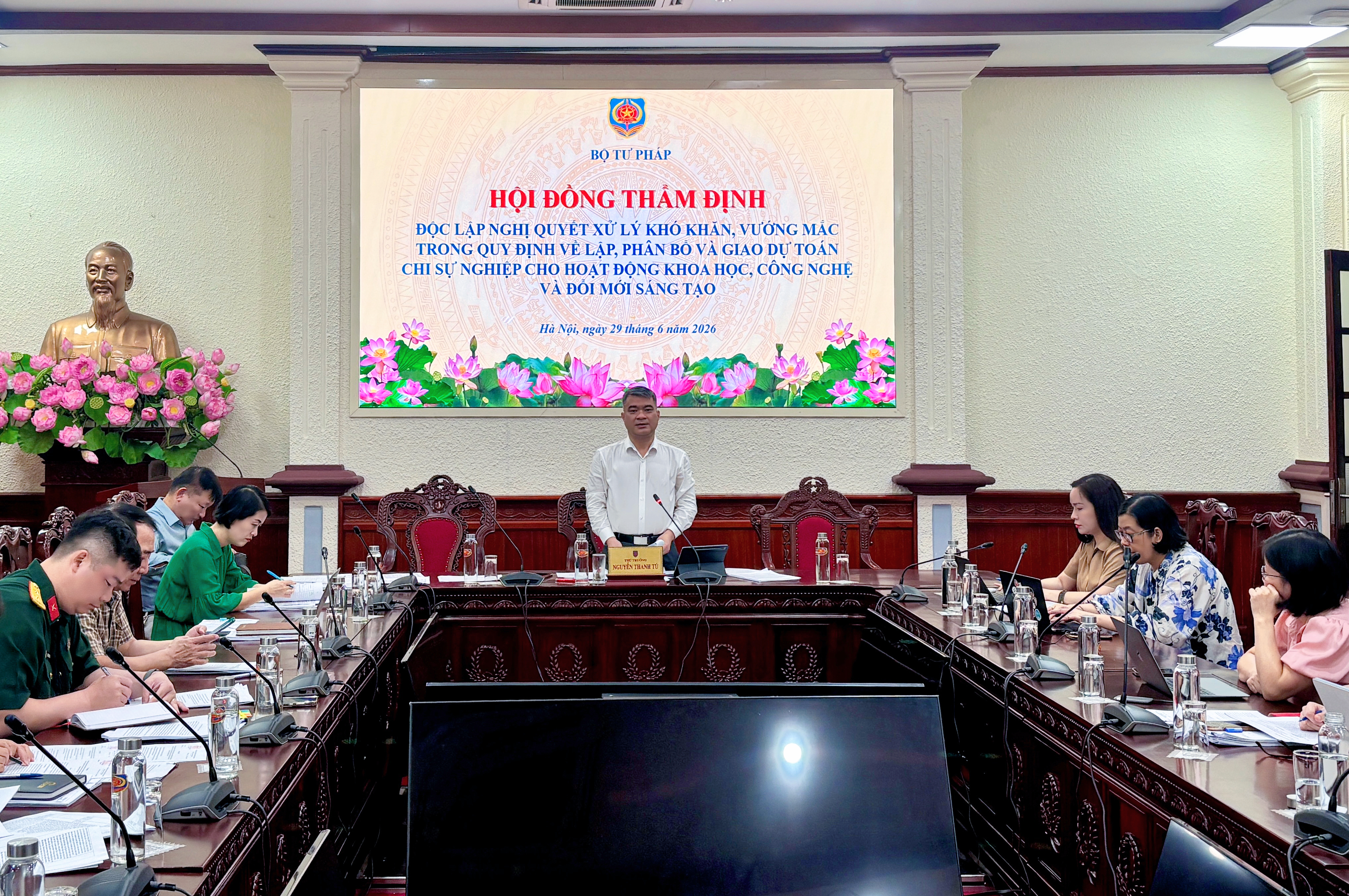 Ảnh đại diện Hoàn thiện cơ chế phân bổ ngân sách cho hoạt động khoa học, công nghệ và đổi mới sáng tạo