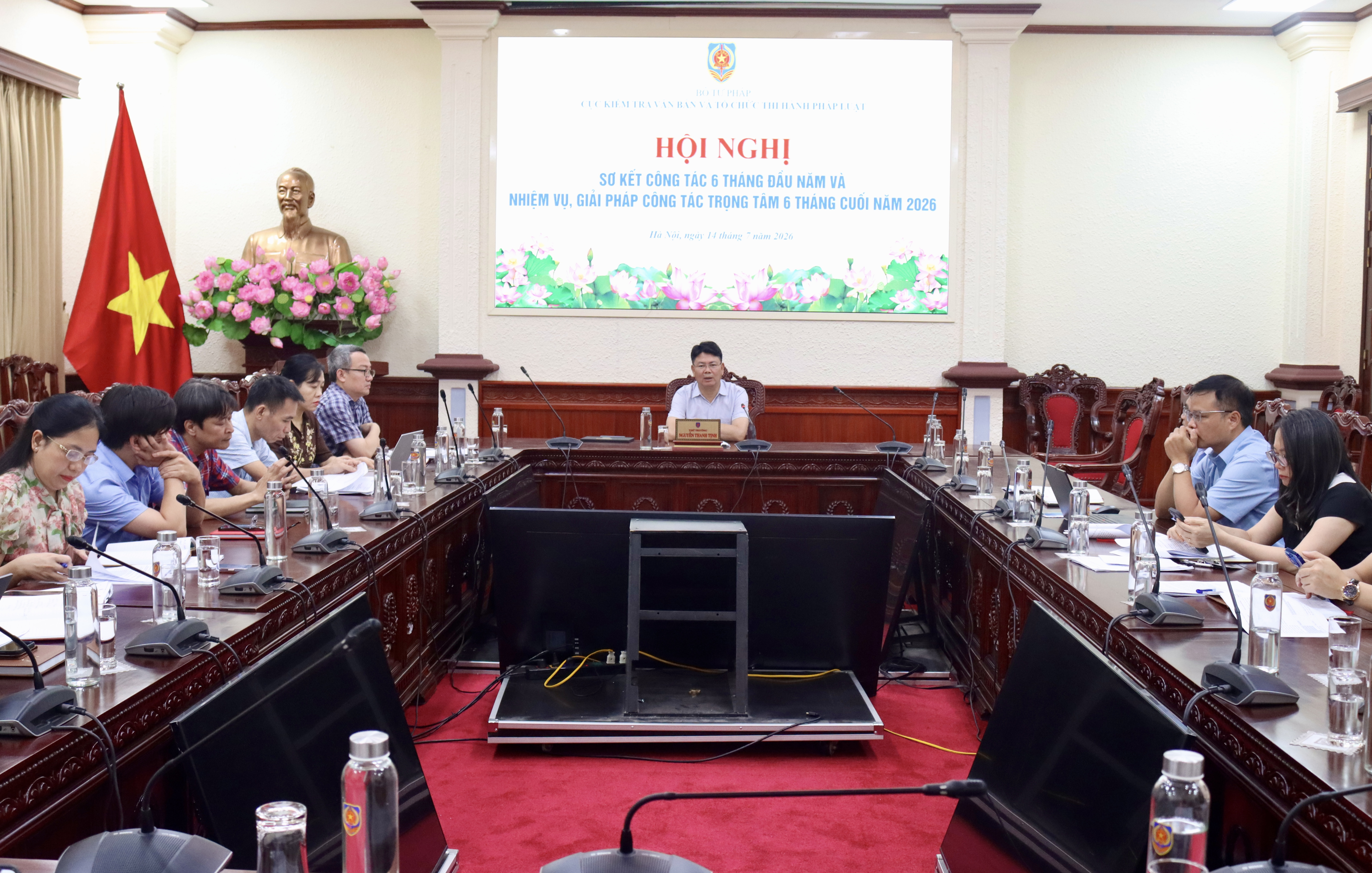 Tập trung thực hiện tổng rà soát hệ thống văn bản quy phạm Jun88 Sảnh Bài Live Trực Tuyến và tiếp tục hoàn thiện các quy định về tổ chức thi hành Jun88 Sảnh Bài Live Trực Tuyến