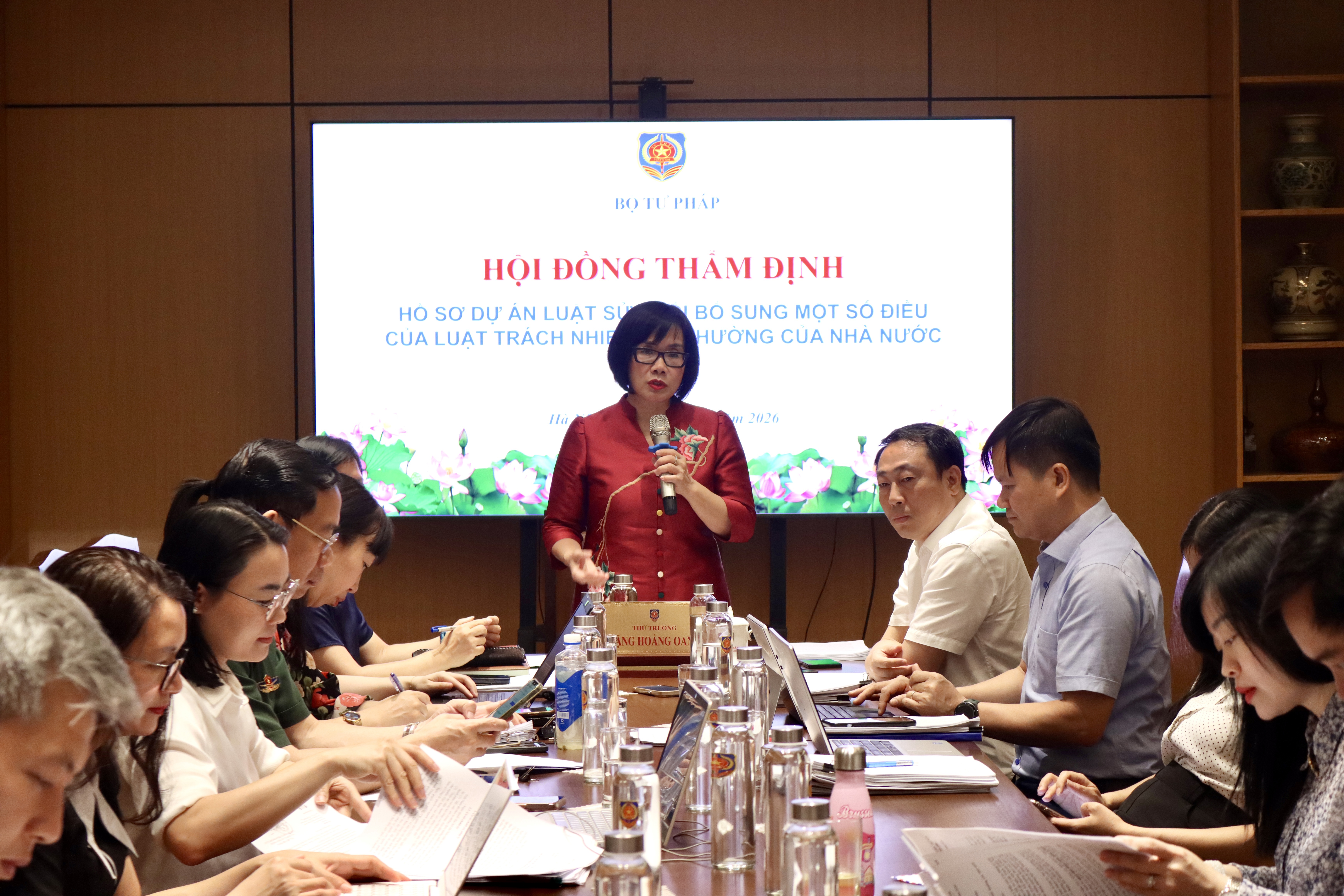 Ảnh đại diện bài viết: thứ trưởng 8Jun88 giải trí miễn phí đặng hoàng oanh phát biểu tại buổi thẩm định.