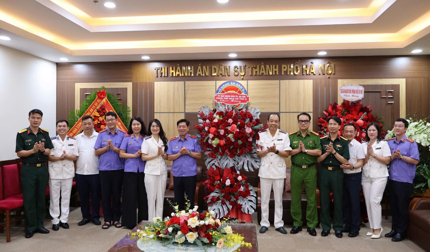 Ảnh đại diện Khối thi đua số 8 thành phố Hà Nội chúc mừng Thi hành án dân sự thành phố Hà Nội nhân kỷ niệm 80 năm Ngày truyền thống Thi hành án dân sự (19/7/1946 - 19/7/2026)