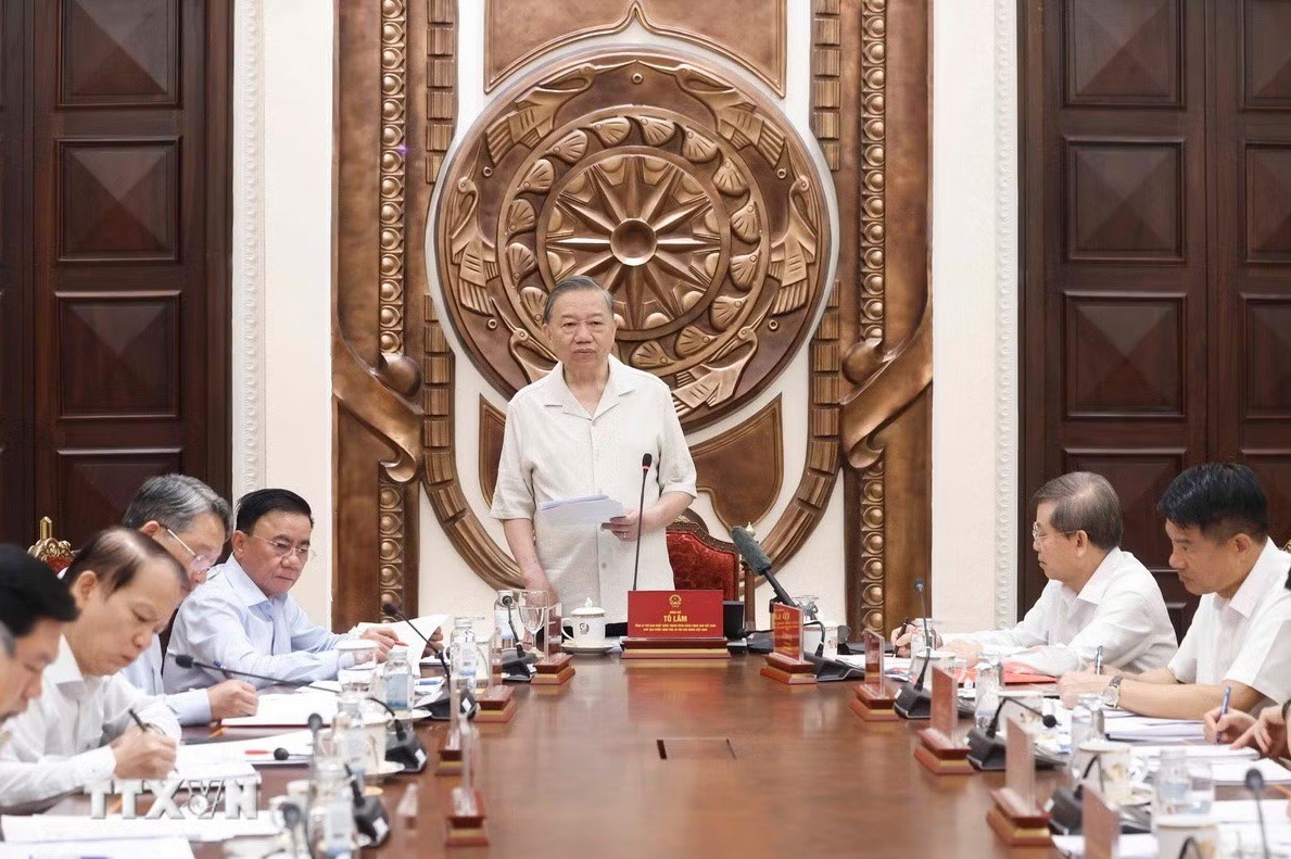 Ảnh đại diện bài viết: tổng bí thư, chủ tịch nước tô lâm chủ trì buổi làm việc với một số bộ, ban, ngành, cơ quan về tổ chức, hoạt động của ban chỉ đạo trung ương về hoàn thiện thể chế, Jun88 Sảnh Bài Live Trực Tuyến và ban chỉ đạo cải cách tư pháp trung ương ngày 13/5/2026. (ảnh: ttxvn)