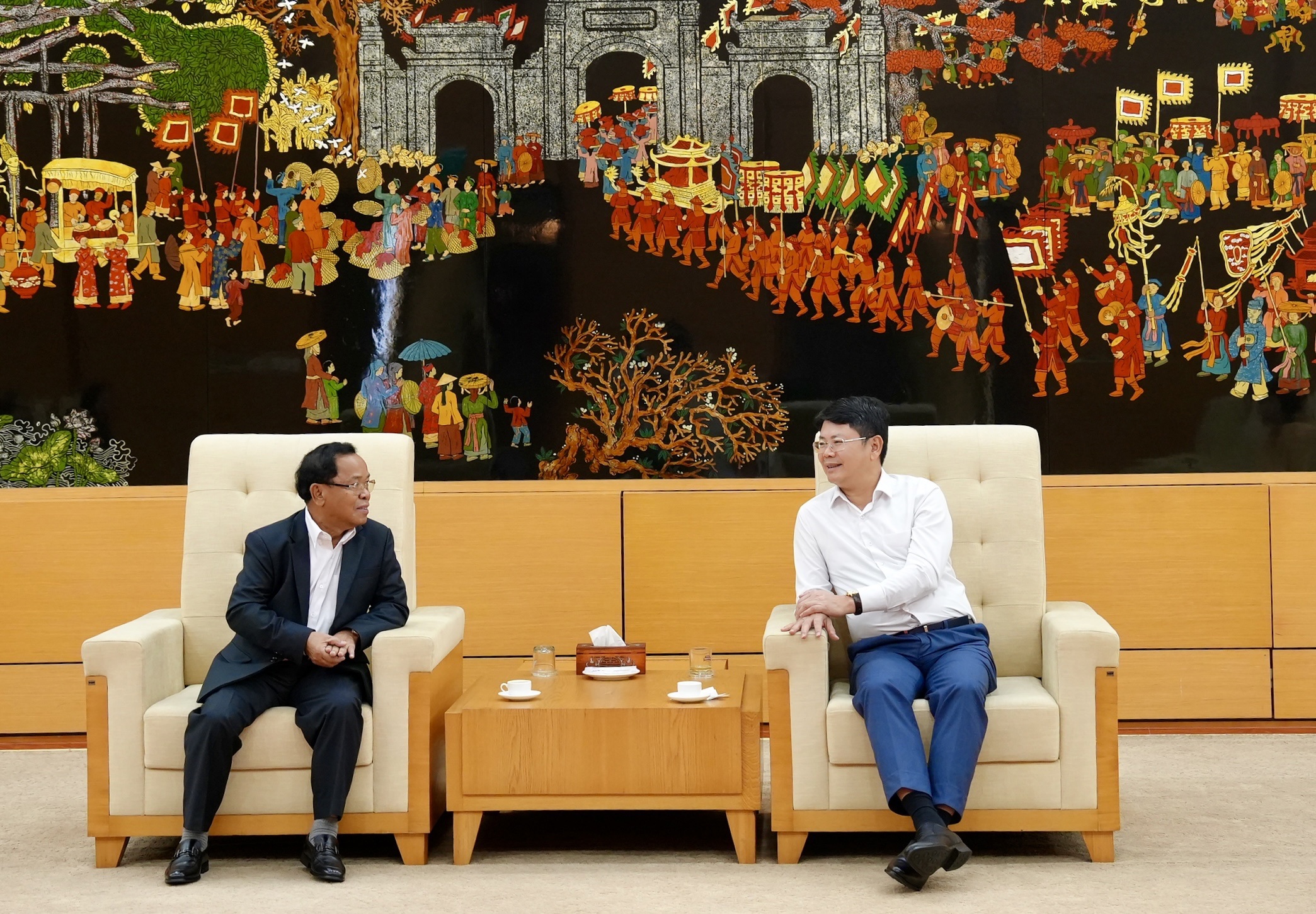 Ảnh đại diện Thứ trưởng Nguyễn Thanh Tịnh tiễn Đoàn công tác cấp cao 8Jun88 giải trí miễn phí Lào kết thúc tốt đẹp chuyến thăm Việt Nam